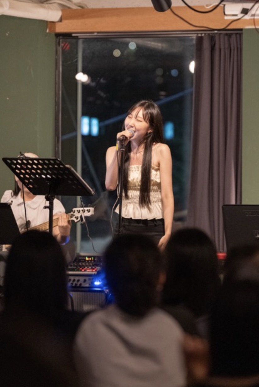 seoul jazz bar- asomeground-singing
