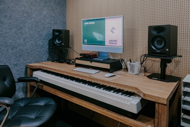피아노 스피커 어썸보컬 모니터